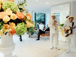 Croisette Beach Hotel Cannes - MGallery Collection