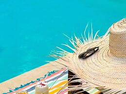 Croisette Beach Hotel Cannes - MGallery Collection