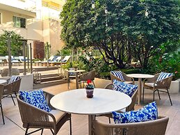 Croisette Beach Hotel Cannes - MGallery Collection