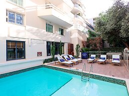 Croisette Beach Hotel Cannes - MGallery Collection