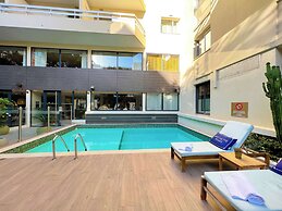 Croisette Beach Hotel Cannes - MGallery Collection