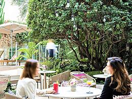 Croisette Beach Hotel Cannes - MGallery Collection