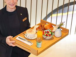 Croisette Beach Hotel Cannes - MGallery Collection