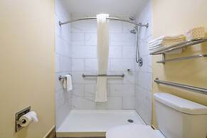 Motel 6 Forsyth, GA – Tift College