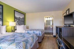 Motel 6 Forsyth, GA – Tift College