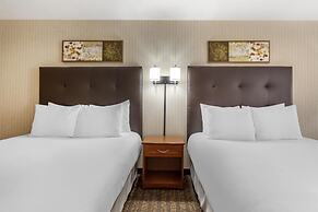 Best Western Cold Lake Inn