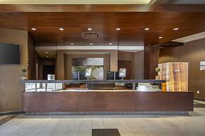 Best Western Cold Lake Inn