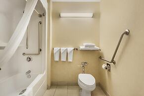 Best Western Cold Lake Inn