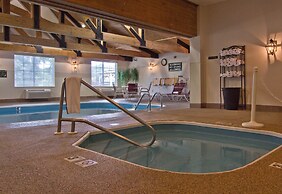 Coshocton Village Inn and Suites