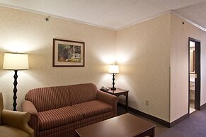Coshocton Village Inn and Suites