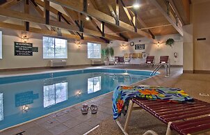 Coshocton Village Inn and Suites