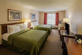 Coshocton Village Inn and Suites