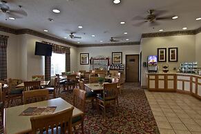 Coshocton Village Inn and Suites