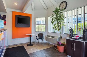 Motel 6 Yuma, AZ - East