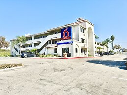 Motel 6 Bellflower, CA - Los Angeles