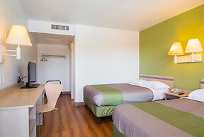 Motel 6 Pueblo, CO - I-25