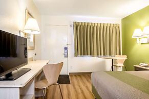 Motel 6 Pueblo, CO - I-25