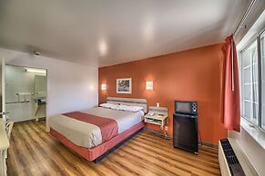 Motel 6 Kerrville, TX