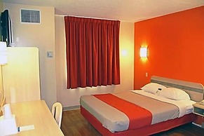 Motel 6 Milan, OH - Sandusky