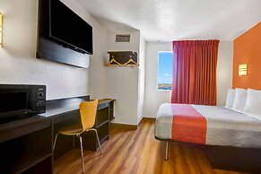Motel 6 Benson, AZ