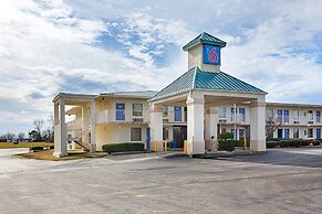 Motel 6 Bells, TN - Brownsville