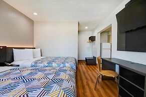 Motel 6 Port Allen, LA - Baton Rouge