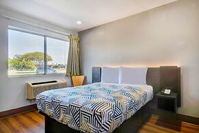 Motel 6 Port Allen, LA - Baton Rouge