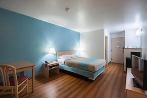 Motel 6 Seaside, OR
