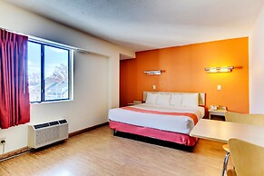 Motel 6 Washington, DC