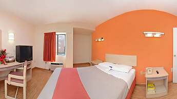 Motel 6 Washington, DC