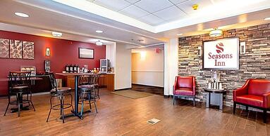 Seasons Inn Traverse City