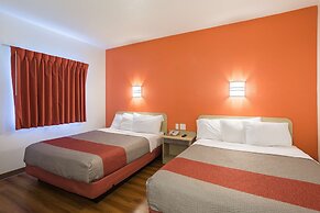 Motel 6 Dale, IN