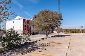 Motel 6 San Antonio, TX - Downtown - Alamo Dome