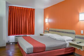 Motel 6 Redmond, OR