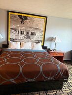 Super 8 by Wyndham Cozad