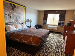 Super 8 by Wyndham Cozad