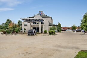 Motel 6 Medina, OH - Cleveland