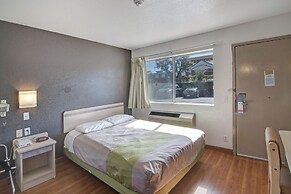 Studio 6 Grand Prairie, TX