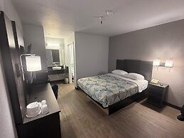 Motel 6 Des Moines, IA - North