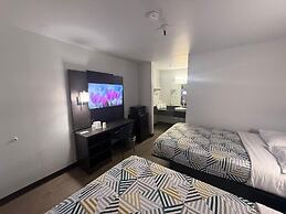 Motel 6 Des Moines, IA - North