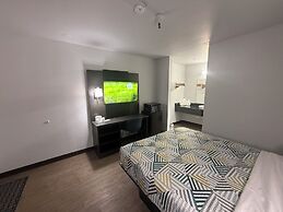 Motel 6 Des Moines, IA - North