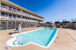 Motel 6 Garland, TX - Dallas