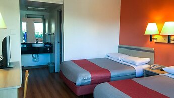 Motel 6 Goodlettsville, TN - Nashville