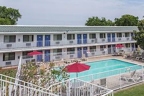 Motel 6 Goodlettsville, TN - Nashville