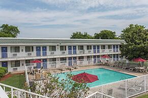 Motel 6 Goodlettsville, TN - Nashville