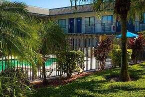 Motel 6 Lantana, FL