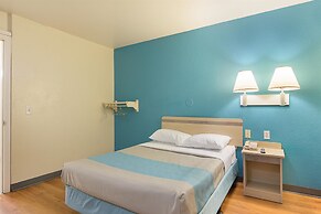 Motel 6 Fredericksburg, VA - North