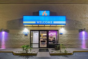 Motel 6 Dalton, GA