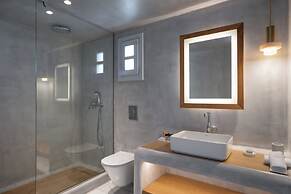 Santorini Kastelli Resort