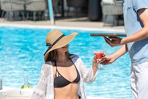 Santorini Kastelli Resort